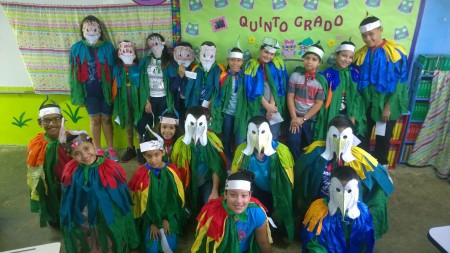 Fifth grade students from Abelardo Díaz Alfaro Elementary School in San Juan, Puerto Rico gave talks to their classmates about birds and their conservation as part of the school IMBD Festival Week. (photo by Joanna Oquendo)