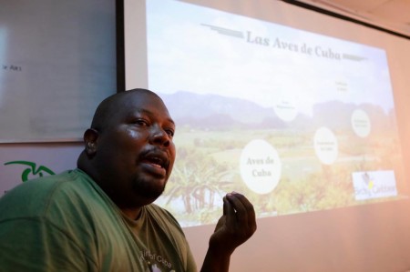 Beny Wilson talks about the incredible diversity of birds in Cuba-26 endemics, residents and many migrants. (photo by Lisa Sorenson)