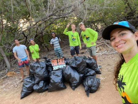 People on a garbage clean-up