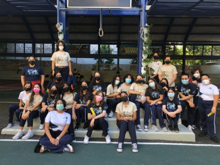 Group with migratory bird day t-shirts