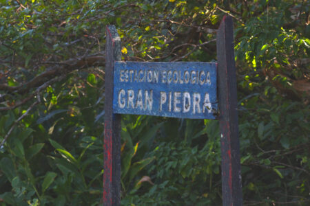 La Gran Piedra Biological Station sign
