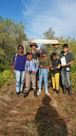 Group of young Cuban birders